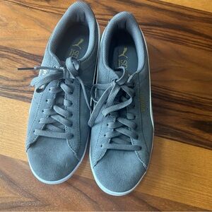 Puma grey Suede Sneakers EU 38 or US 8.5 never worn